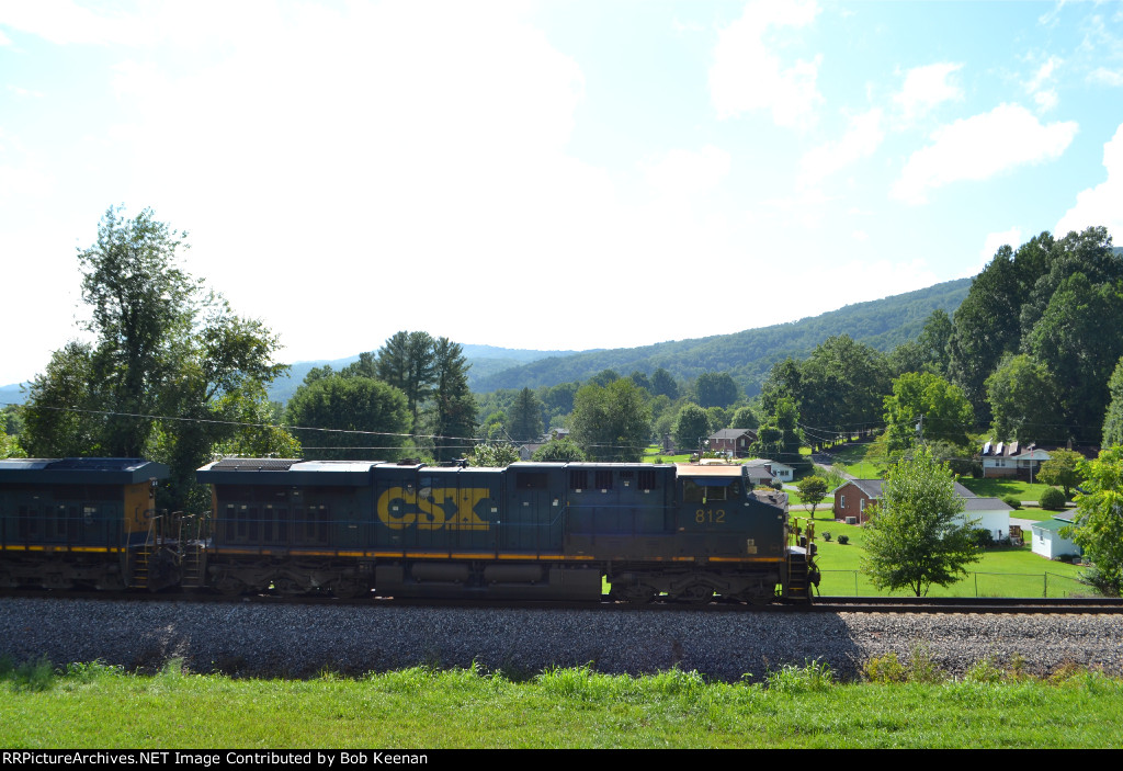 CSX 812